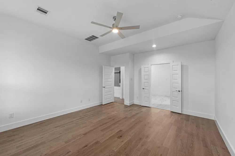 207 Upland Drive Waller, TX 77484
