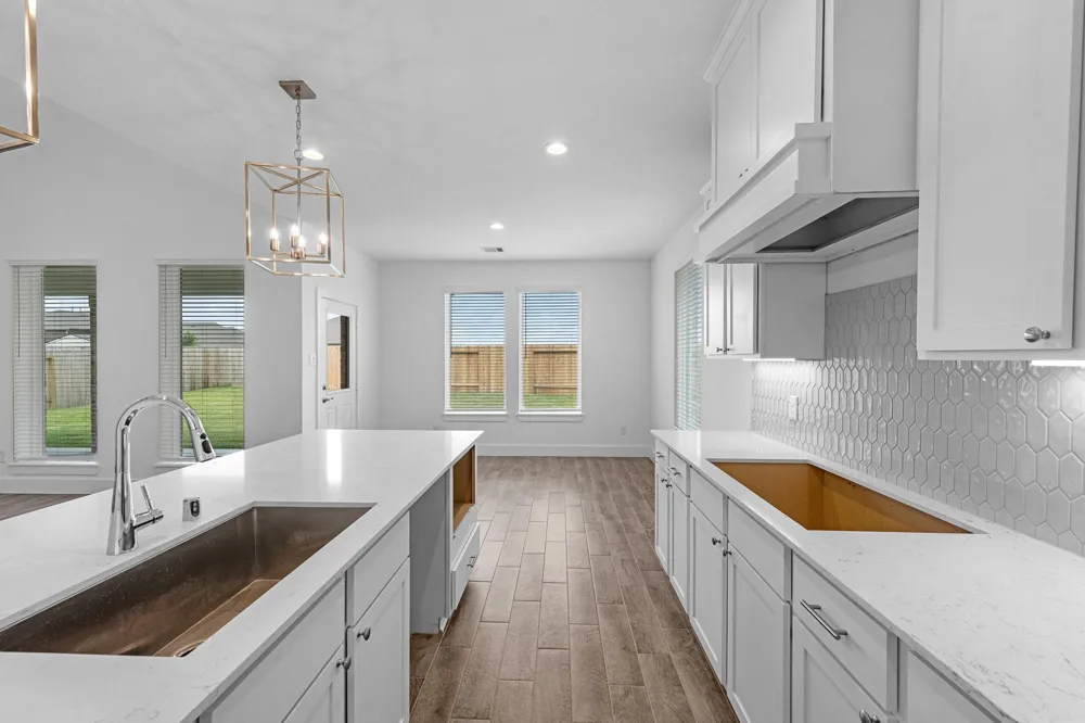 207 Upland Drive Waller, TX 77484