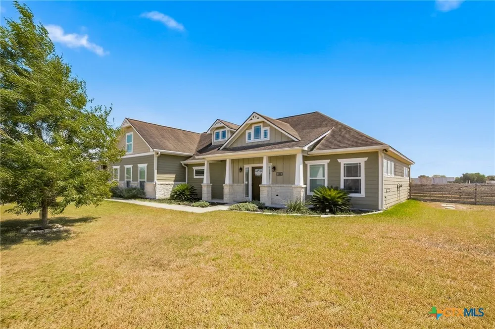 180 Kimber Lane Inez, TX 77968