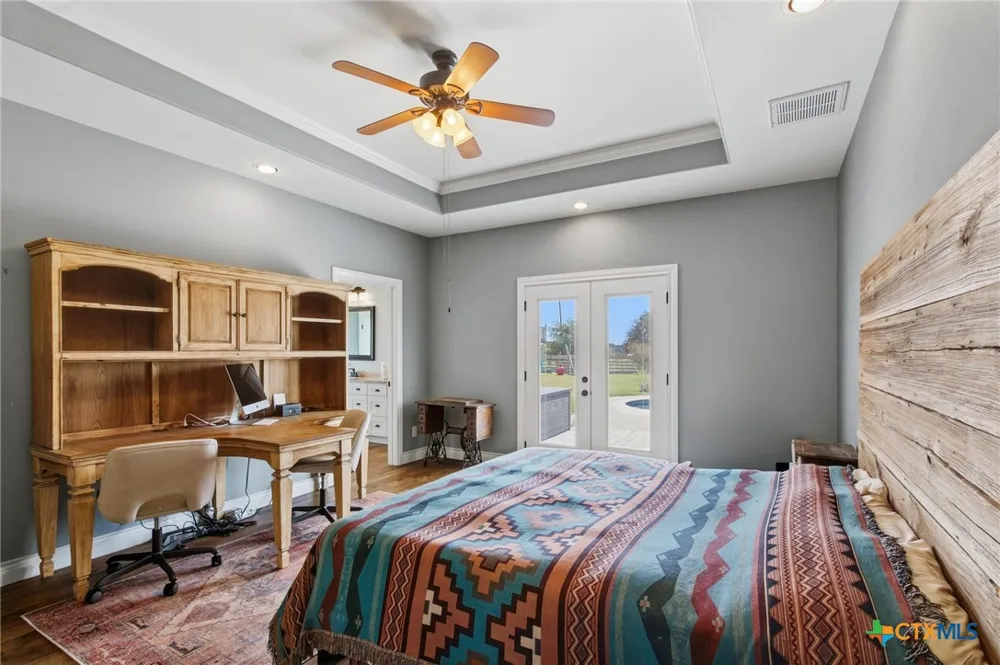180 Kimber Lane Inez, TX 77968