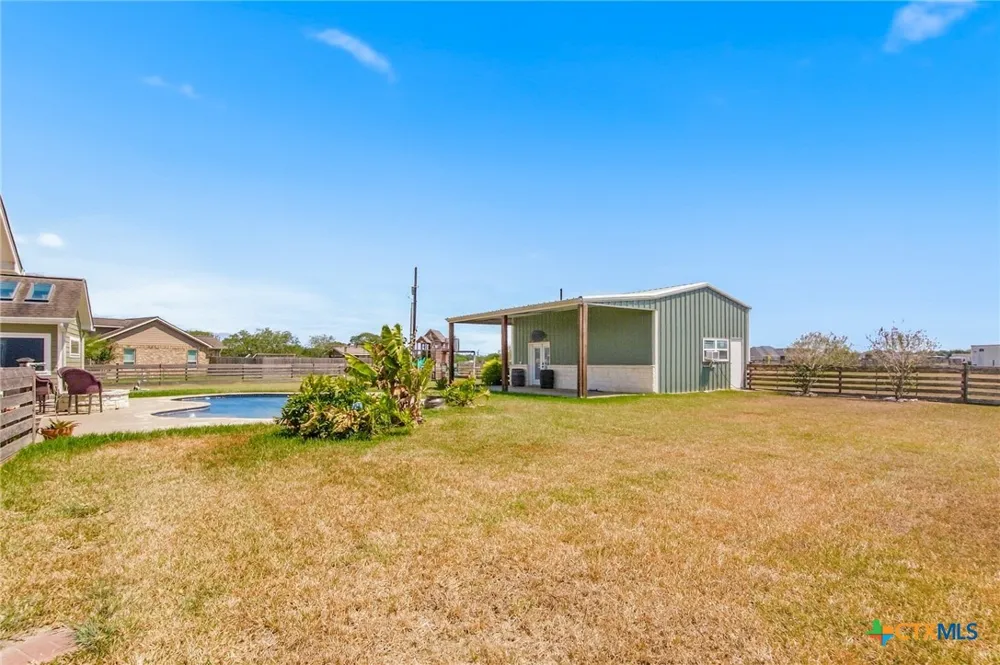 180 Kimber Lane Inez, TX 77968