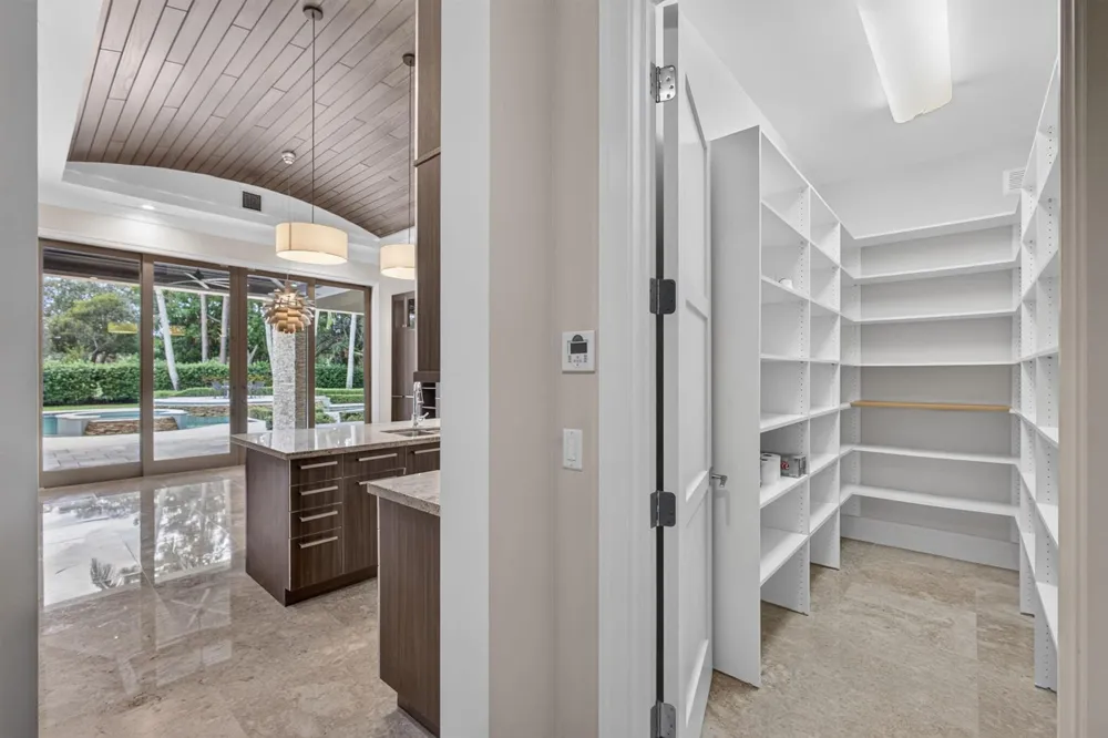 12200 TILLINGHAST CIRCLE Palm Beach Gardens, FL 33418