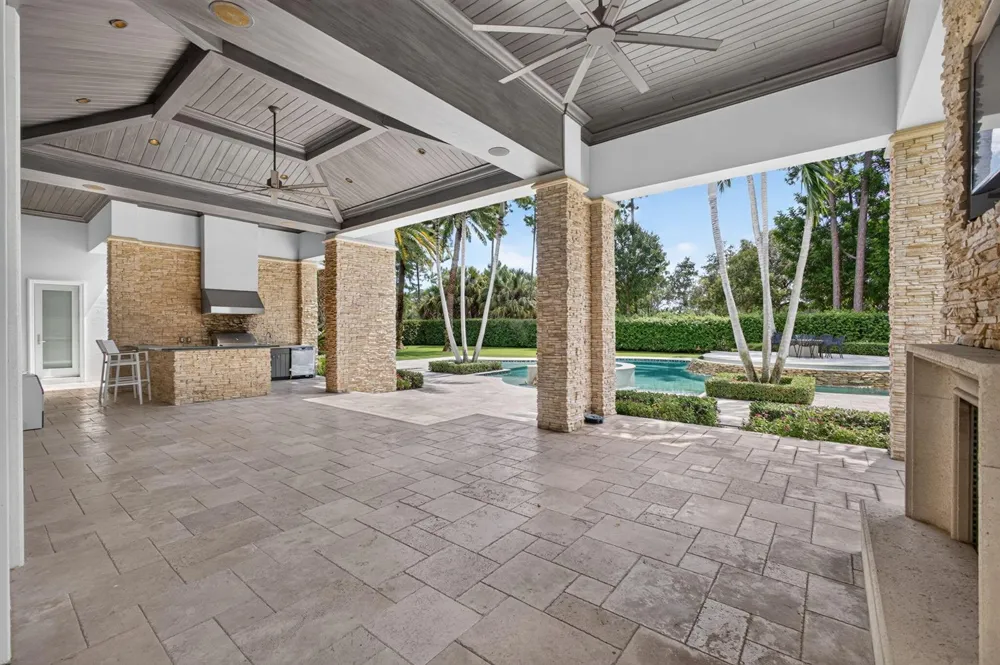 12200 TILLINGHAST CIRCLE Palm Beach Gardens, FL 33418