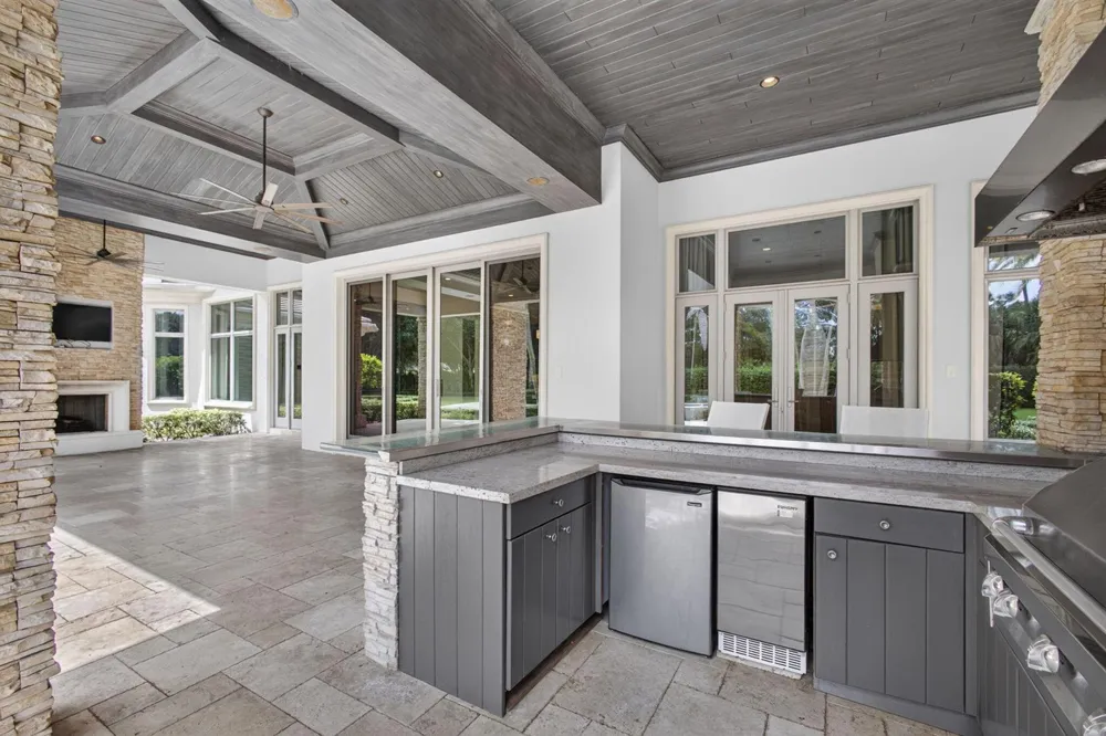 12200 TILLINGHAST CIRCLE Palm Beach Gardens, FL 33418