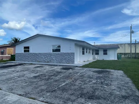 1700 NW 52ND AVENUE #1