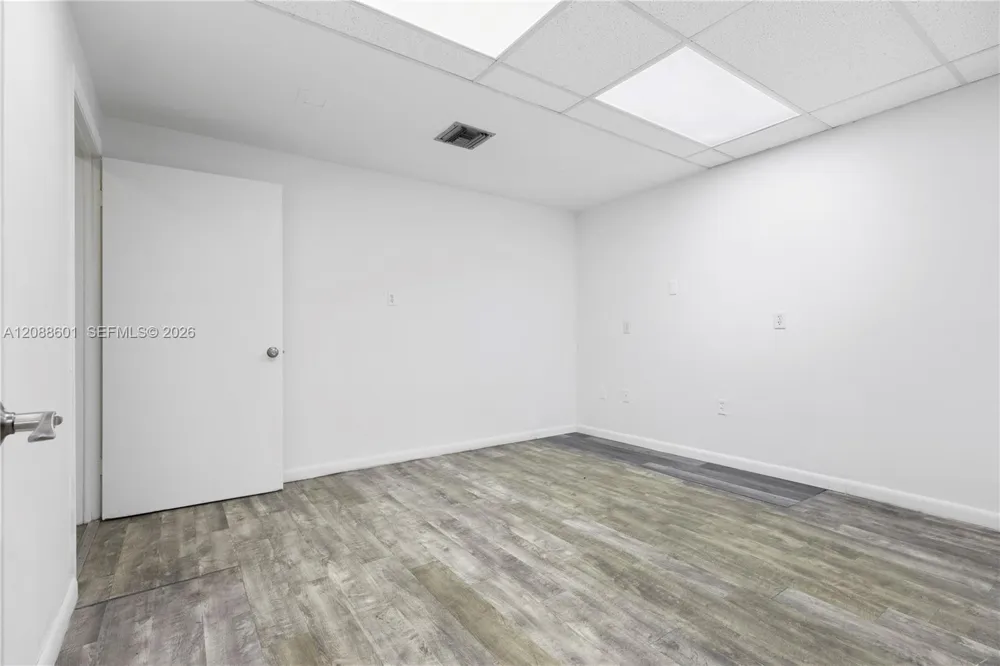 1740 NW 93 AV #1740 Doral, FL 33172