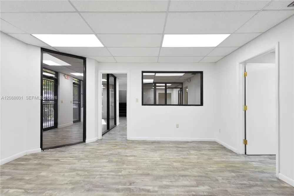 1740 NW 93 AV #1740 Doral, FL 33172