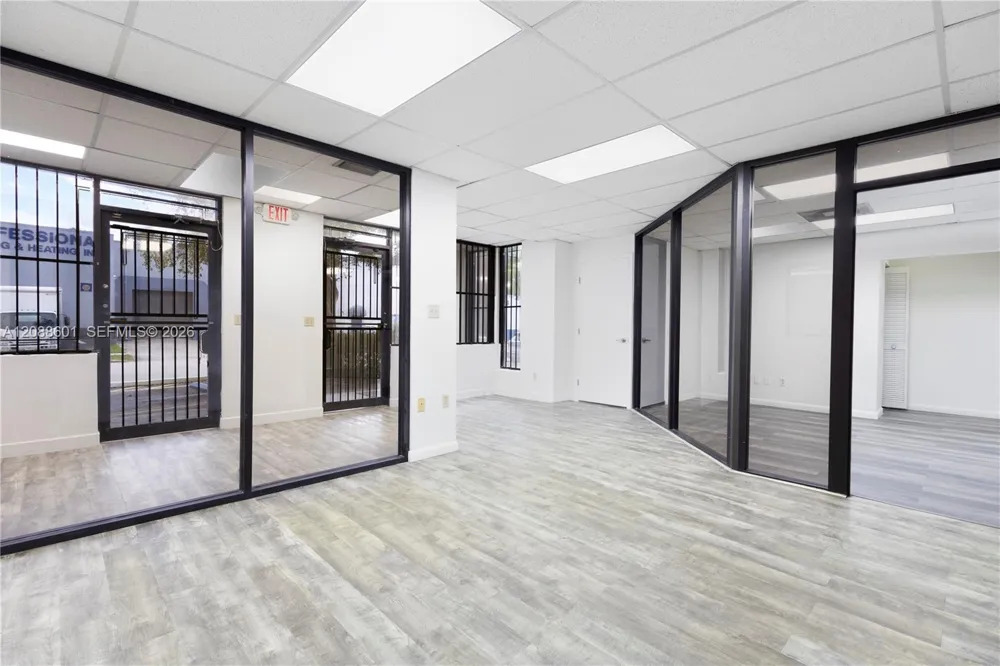 1740 NW 93 AV #1740 Doral, FL 33172