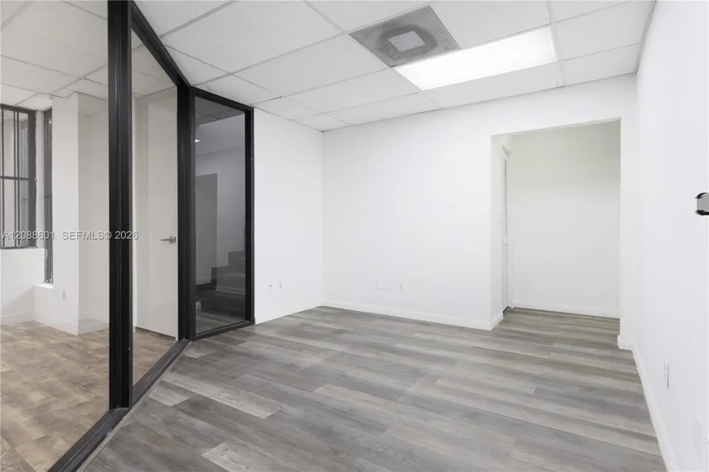 1740 NW 93 AV #1740 Doral, FL 33172