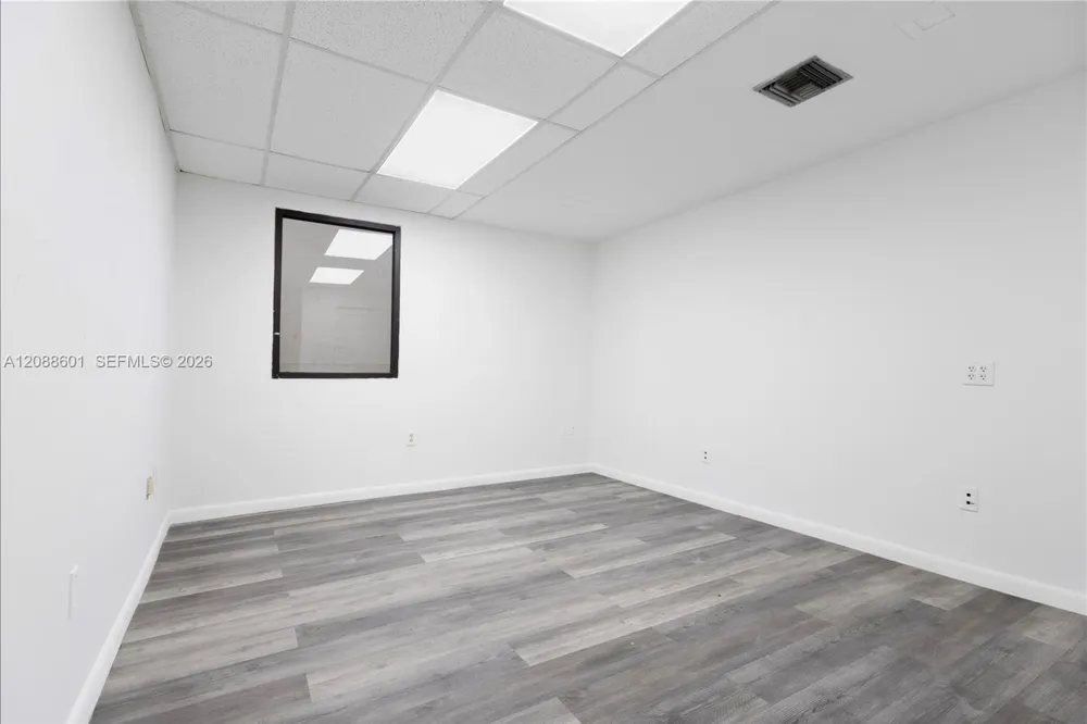 1740 NW 93 AV #1740 Doral, FL 33172