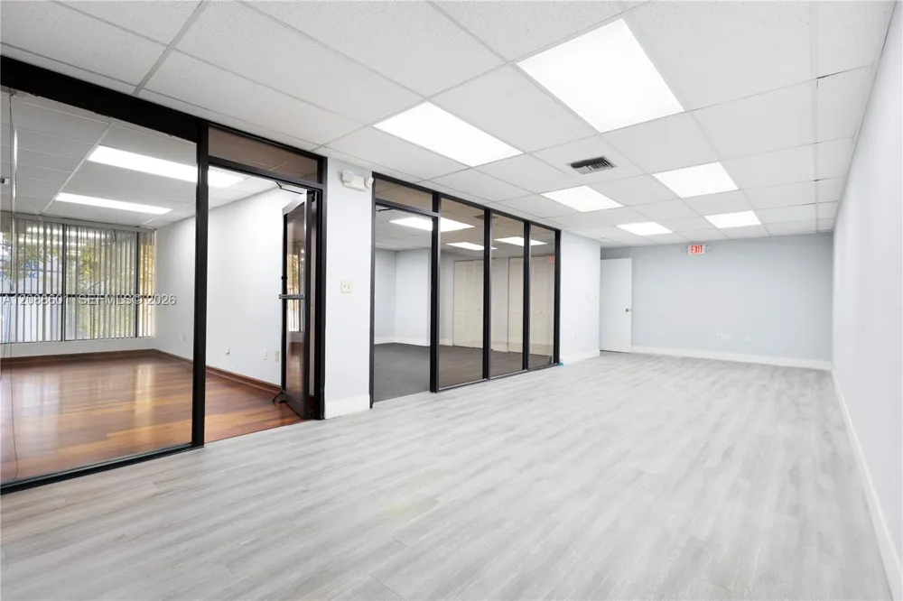 1740 NW 93 AV #1740 Doral, FL 33172