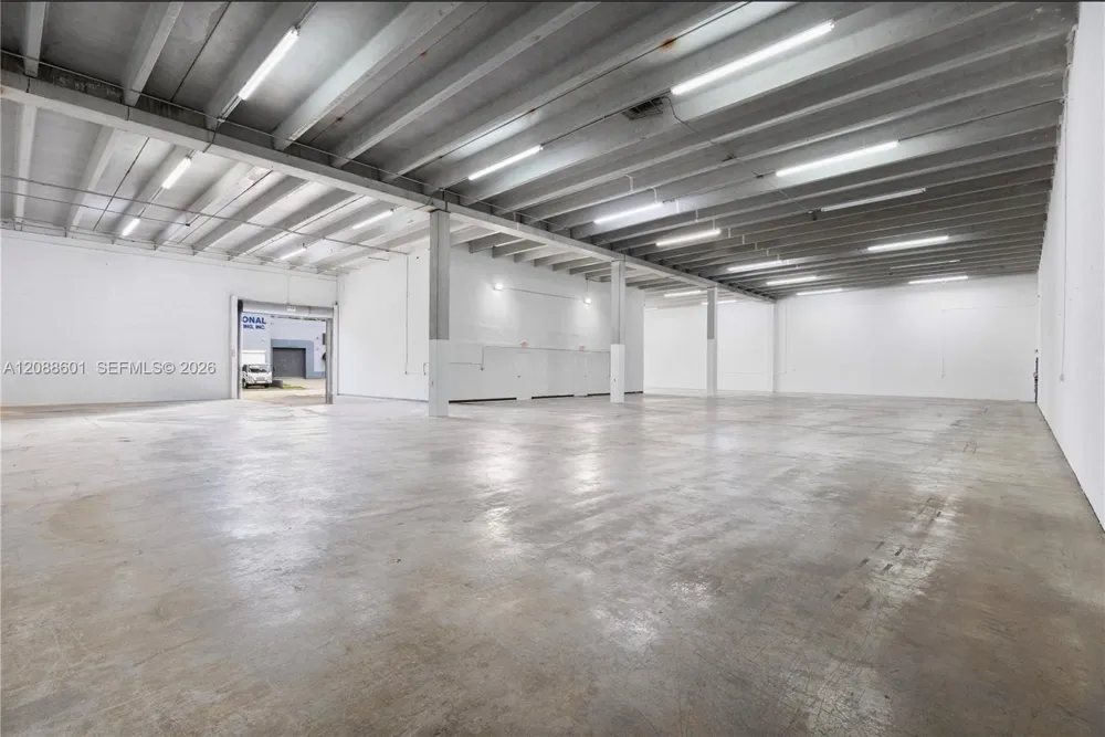 1740 NW 93 AV #1740 Doral, FL 33172