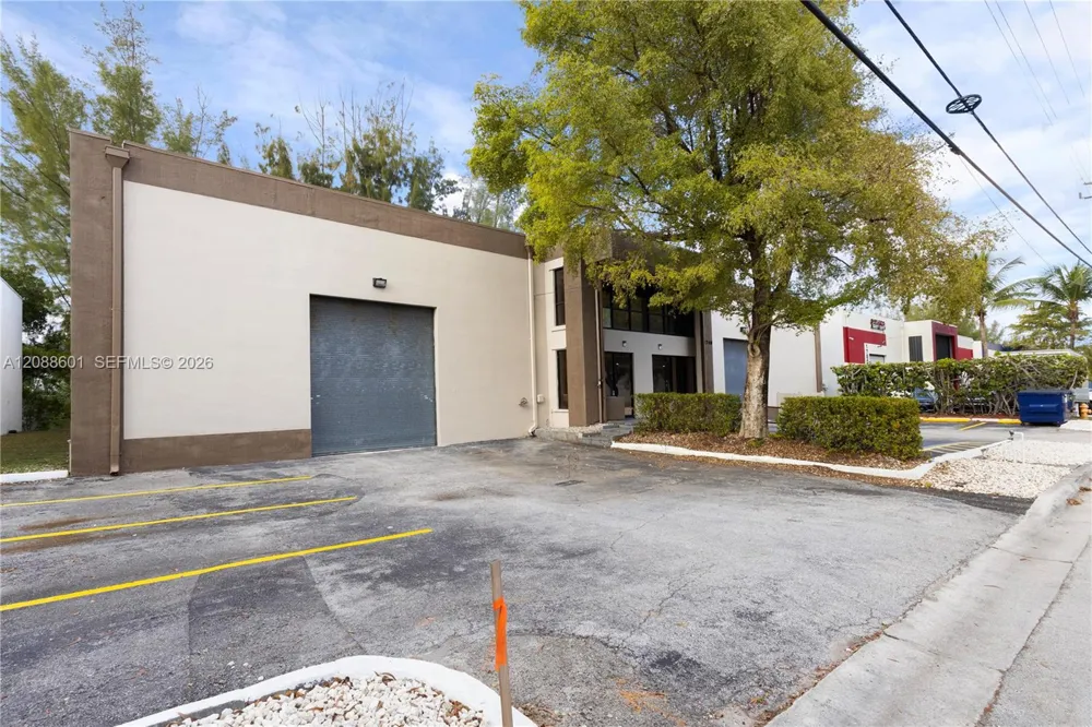 1740 NW 93 AV #1740 Doral, FL 33172