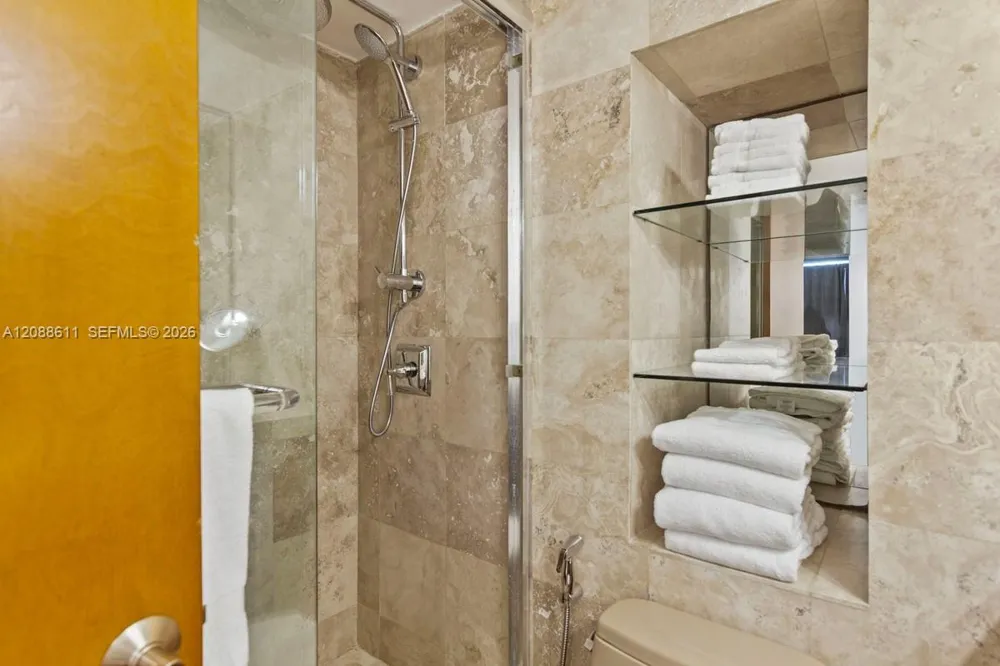 100 LINCOLN RD #748 Miami Beach, FL 33139