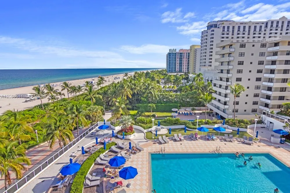 100 LINCOLN RD #748 Miami Beach, FL 33139