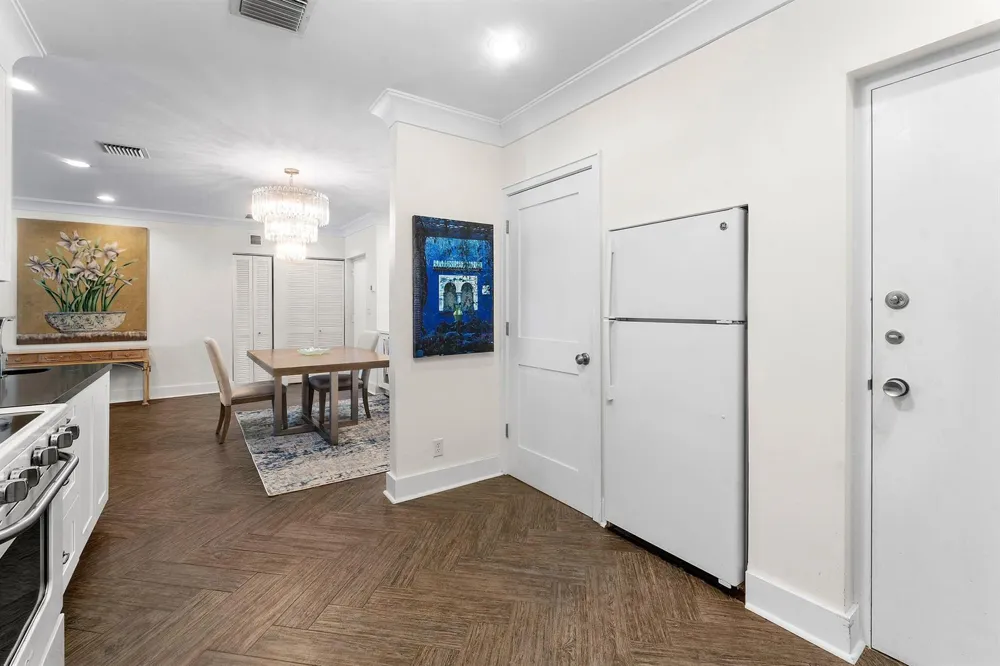 2275 S OCEAN BOULEVARD #107N Palm Beach, FL 33480