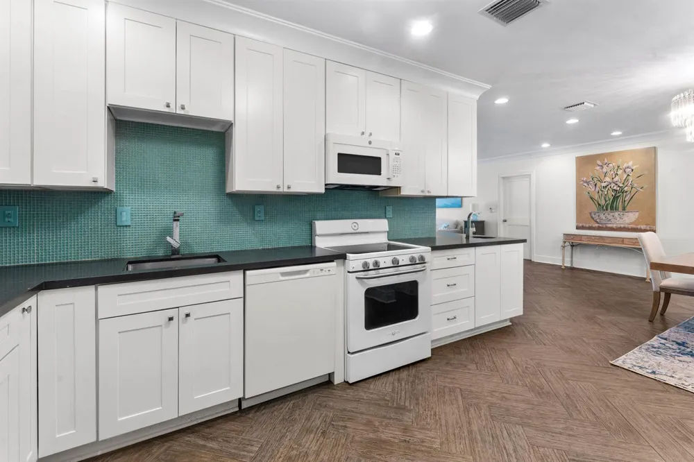 2275 S OCEAN BOULEVARD #107N Palm Beach, FL 33480