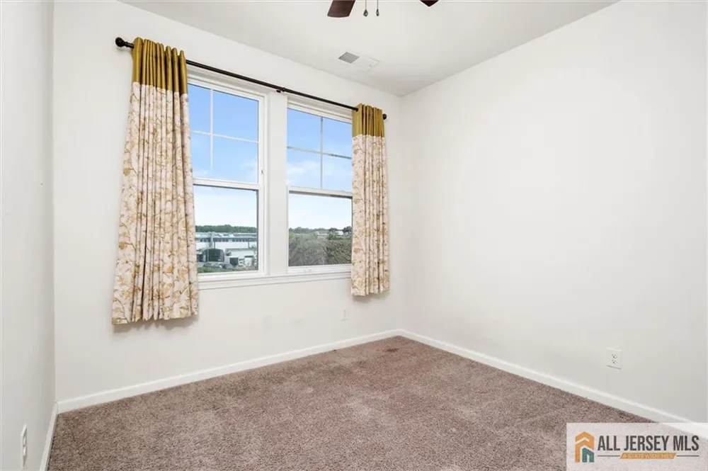 21 Green Street North Brunswick, NJ 08902