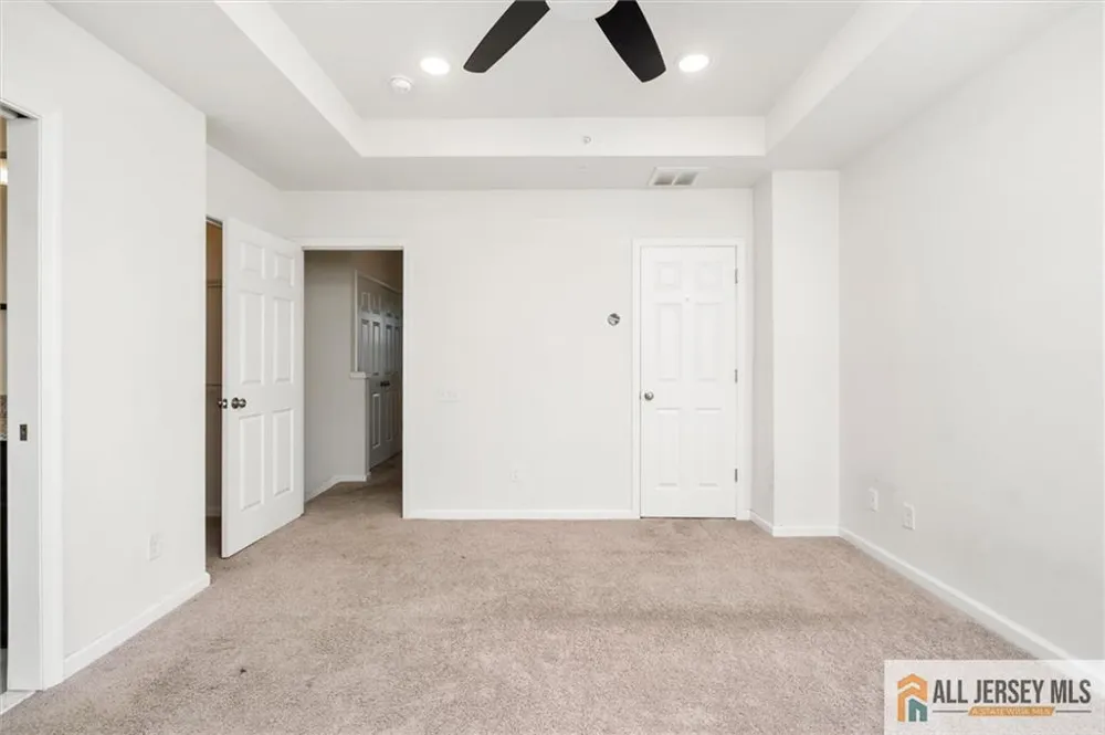 21 Green Street North Brunswick, NJ 08902