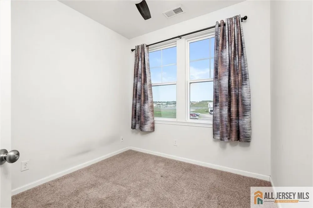 21 Green Street North Brunswick, NJ 08902