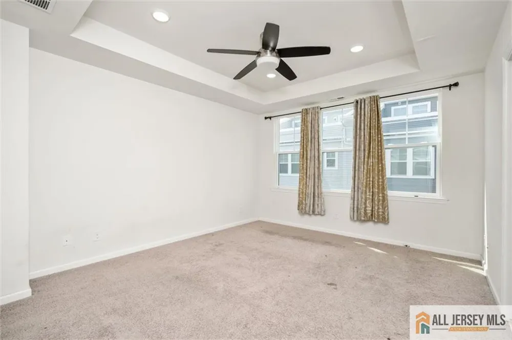 21 Green Street North Brunswick, NJ 08902