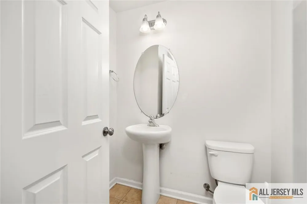 21 Green Street North Brunswick, NJ 08902