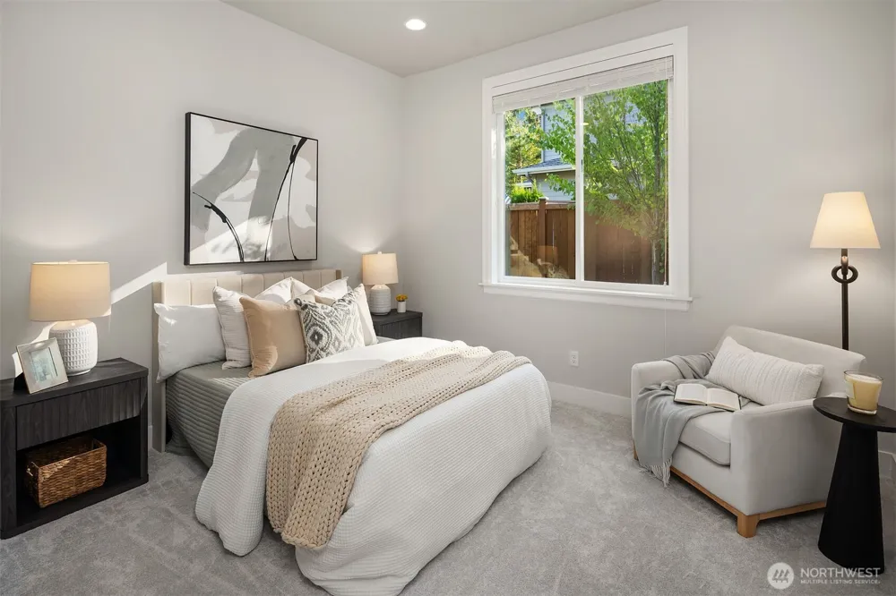 2025 211th Avenue NE Sammamish, WA 98074