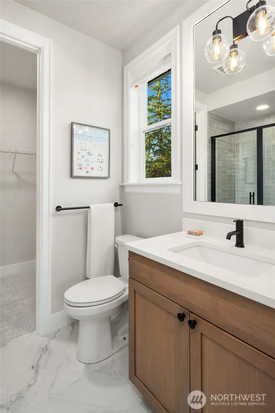 2025 211th Avenue NE Sammamish, WA 98074