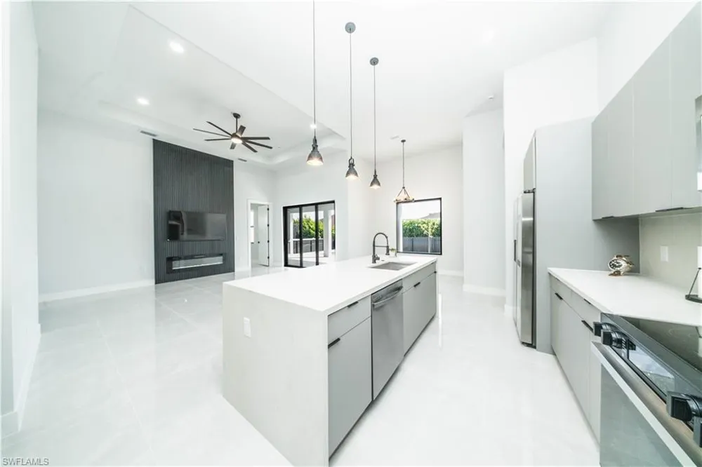 3516 NW 9th Terrace Cape Coral, FL 33993