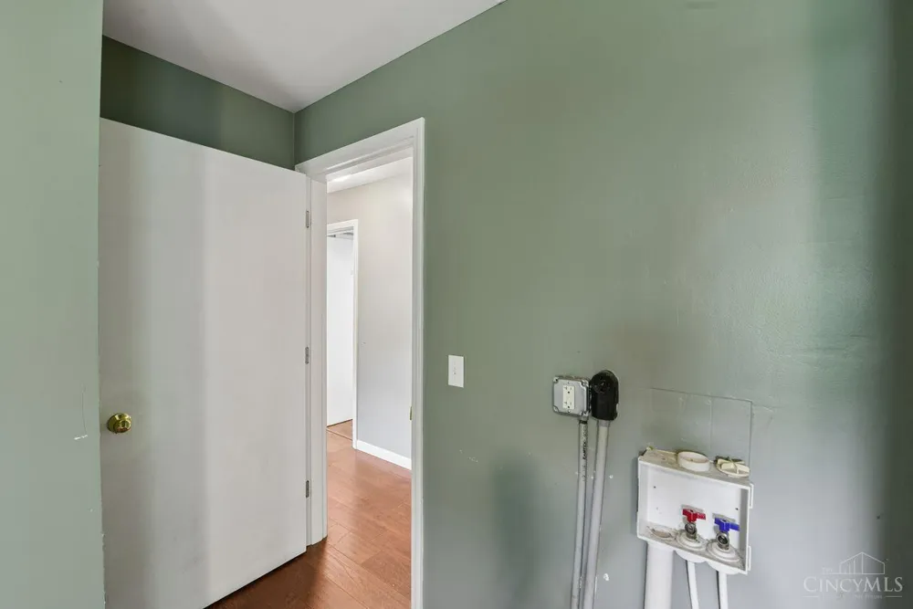 10421 Twinkle Lane Montgomery, OH 45242