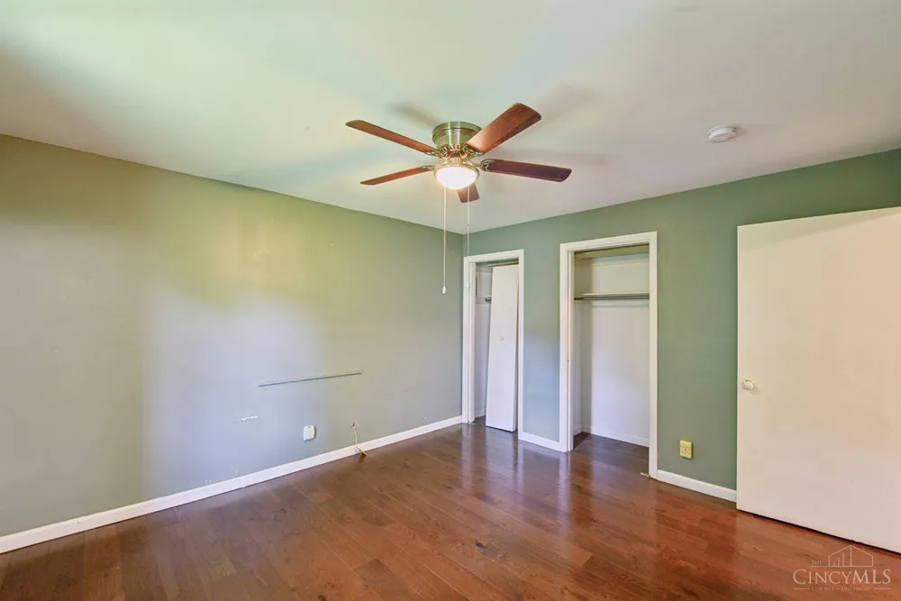 10421 Twinkle Lane Montgomery, OH 45242