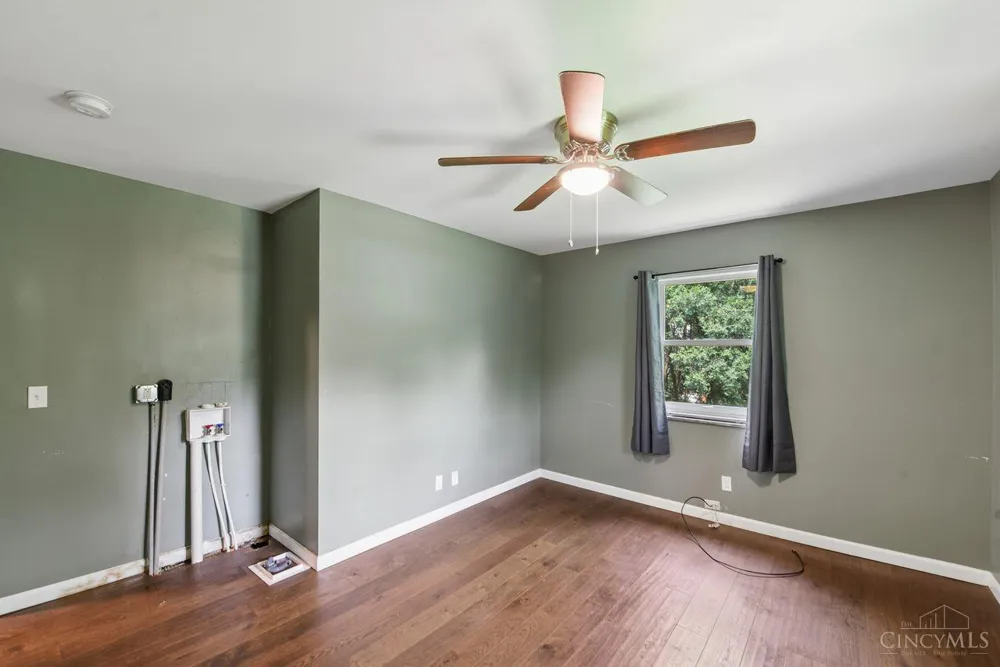 10421 Twinkle Lane Montgomery, OH 45242