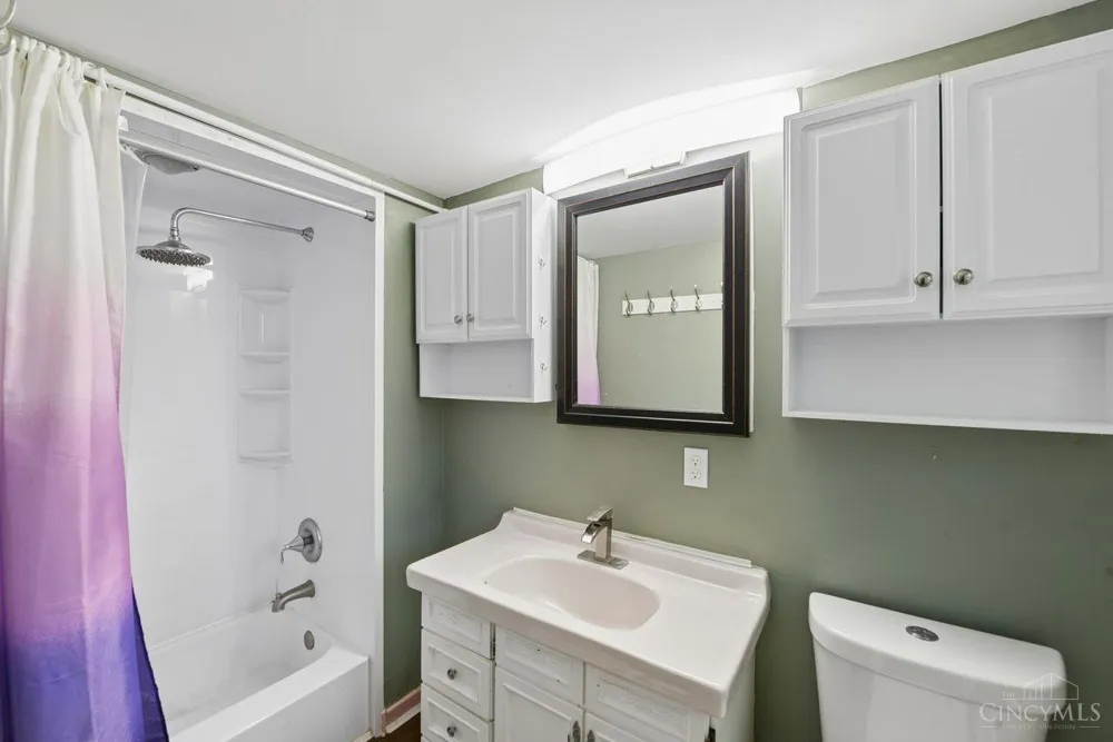 10421 Twinkle Lane Montgomery, OH 45242