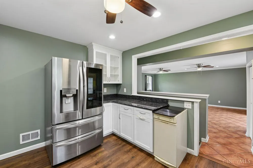 10421 Twinkle Lane Montgomery, OH 45242