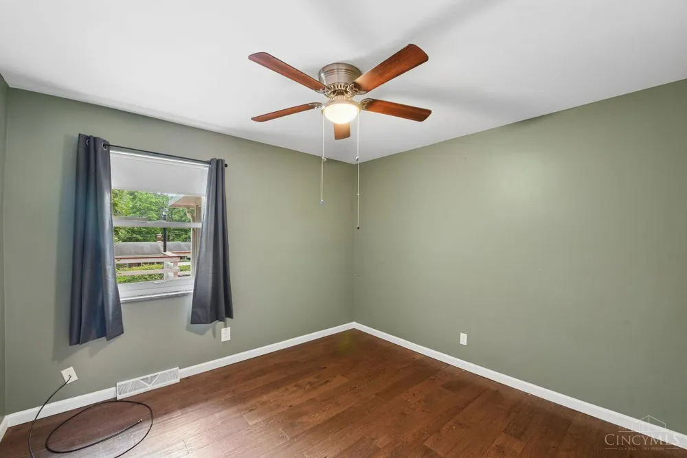 10421 Twinkle Lane Montgomery, OH 45242