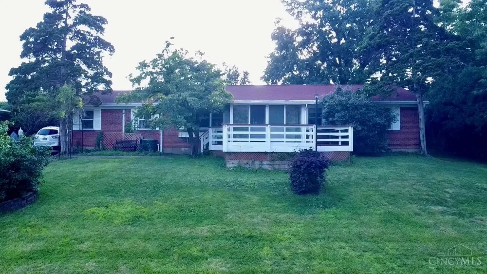 10421 Twinkle Lane Montgomery, OH 45242