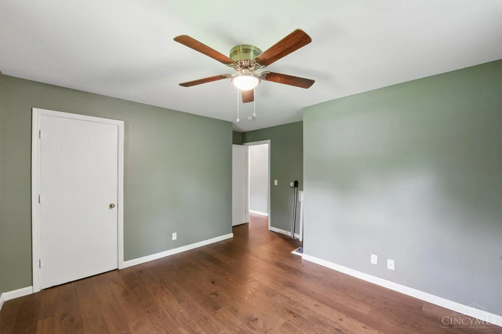 10421 Twinkle Lane Montgomery, OH 45242