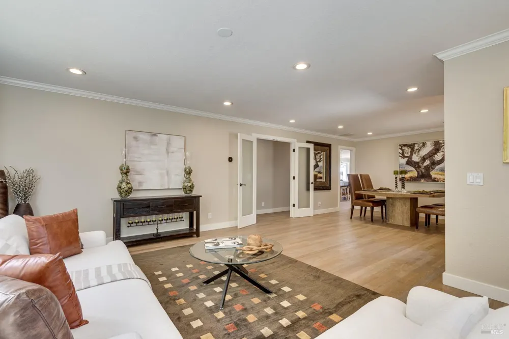 4737 Pressley Road Santa Rosa, CA 95404