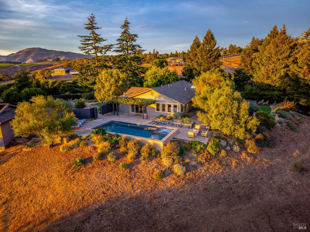 4737 Pressley Road Santa Rosa, CA 95404