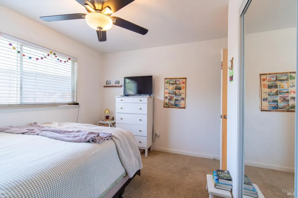 1119 Santa Cruz Way Rohnert Park, CA 94928