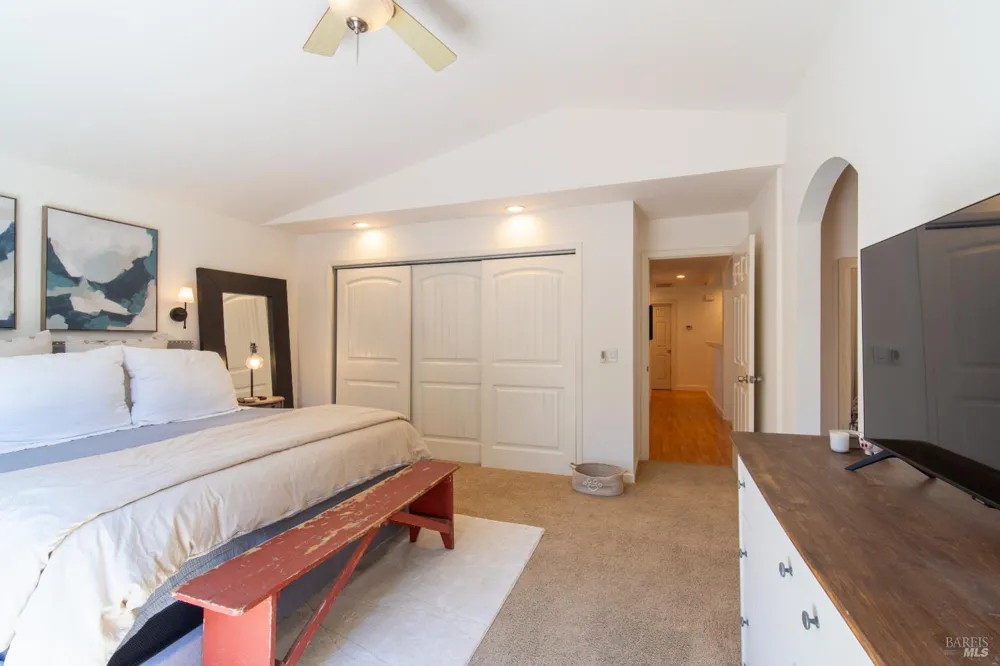 1119 Santa Cruz Way Rohnert Park, CA 94928