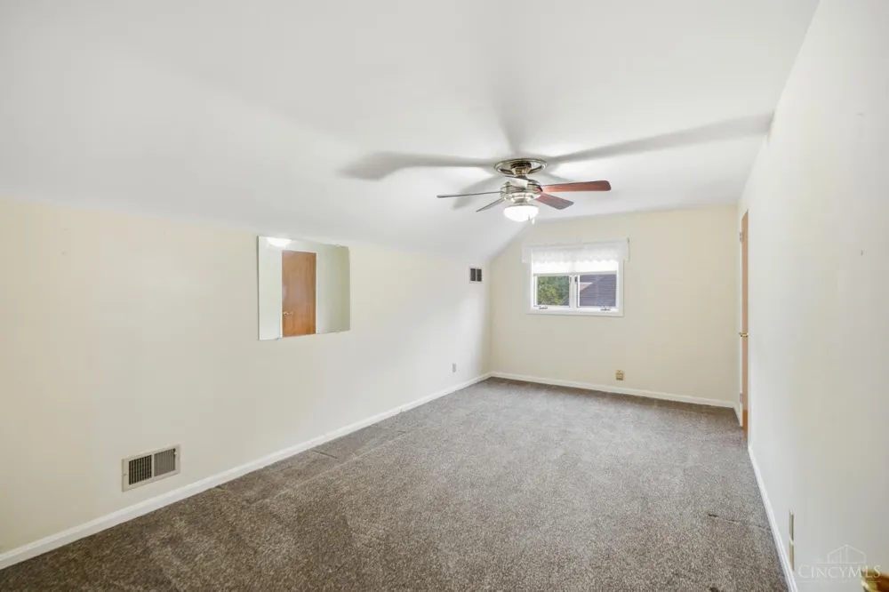 5557 Fairwood Road Green, OH 45239