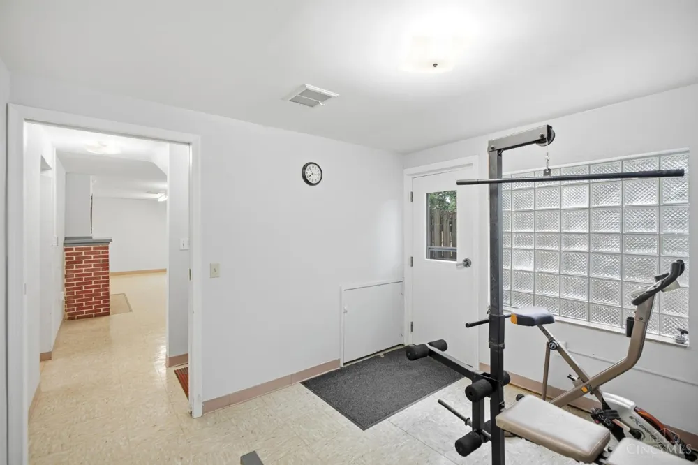 5557 Fairwood Road Green, OH 45239