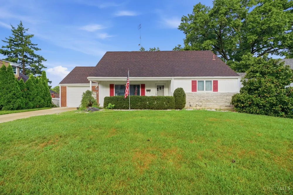 5557 Fairwood Road Green, OH 45239