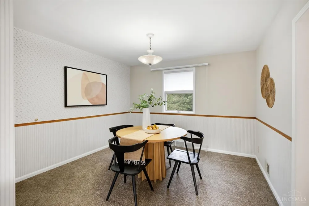 5557 Fairwood Road Green, OH 45239