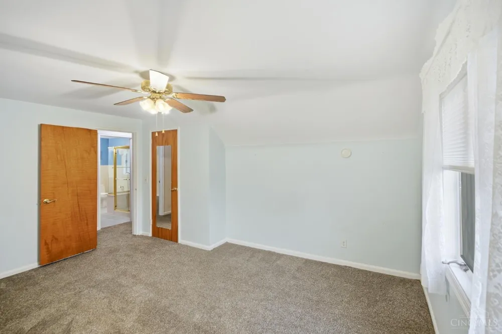 5557 Fairwood Road Green, OH 45239