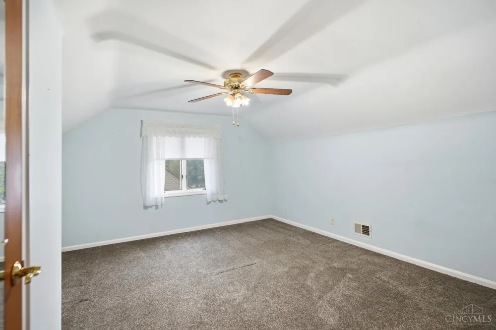 5557 Fairwood Road Green, OH 45239