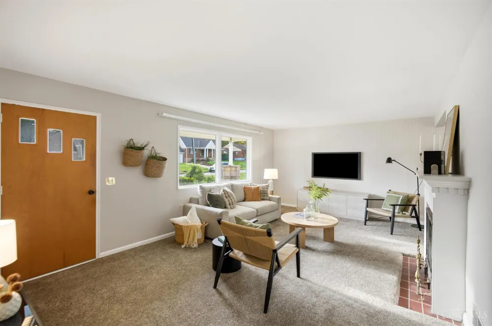 5557 Fairwood Road Green, OH 45239