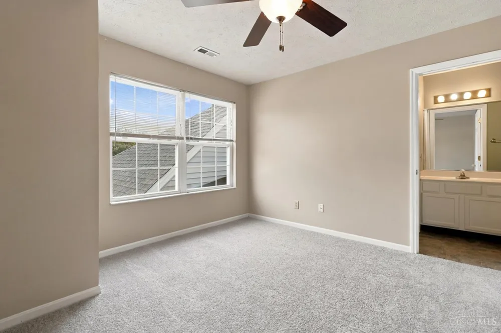 7576 Lake Pointe Hamilton, OH 45039