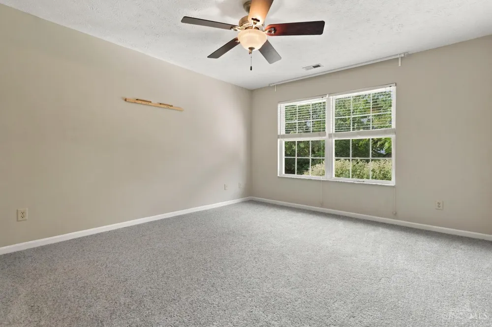 7576 Lake Pointe Hamilton, OH 45039
